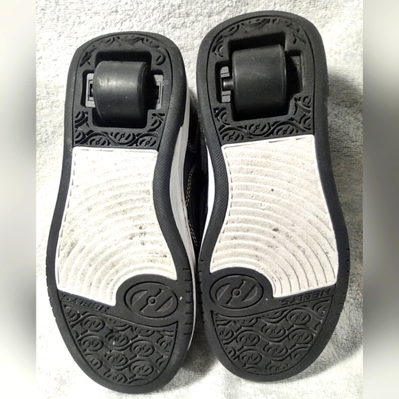 Heelys Size Youth Size 1 - Picture 4 of 5